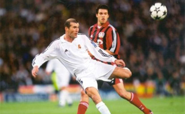 Golaço de Zidane, Real Madrid x Bayer Leverkusen - Final da Champions 2002