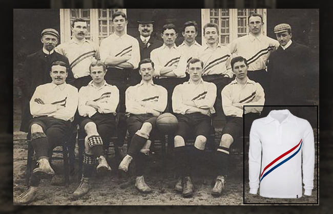 Primeira camisa da Holanda, branca com faixas azuis e laranja Primeira camisa da Holanda, branca com faixas azuis e laranja