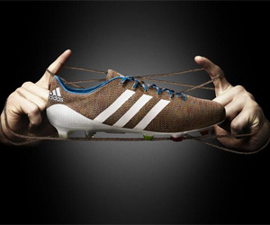 Adidas lança chuteira tricotada Samba Primeknit capa