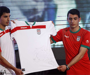Camisas do Irã 2014-2015 Copa do Mundo Capa Camisas do Irã 2014-2015 Copa do Mundo Capa