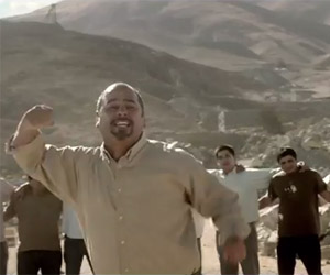 Chile convoca os mineiros soterrados para apoiar a seleção capa