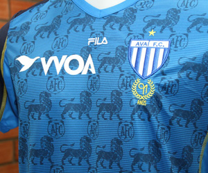 Terceira camisa do Avaí 91 anos Fila capa
