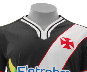 Vasco terá de fabricar uniforme sem marca e reclama da Penalty capa
