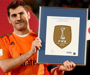 Camisa do Real Madrid com Badge de Campeão Mundial 2014 capa