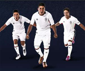 Camisas da Universidad de San Martín de Porres 2015 Umbro capa