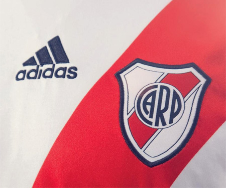 River Plate renova com Adidas até 2021