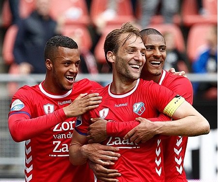 Camisas do FC Utrecht 20172018 Hummel » Mantos do Futebol