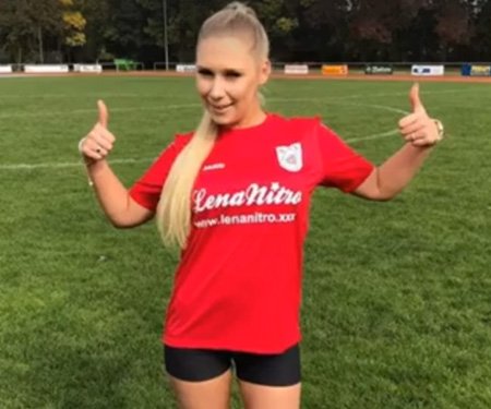 Lena Nitro SV Oberwürzbach capa