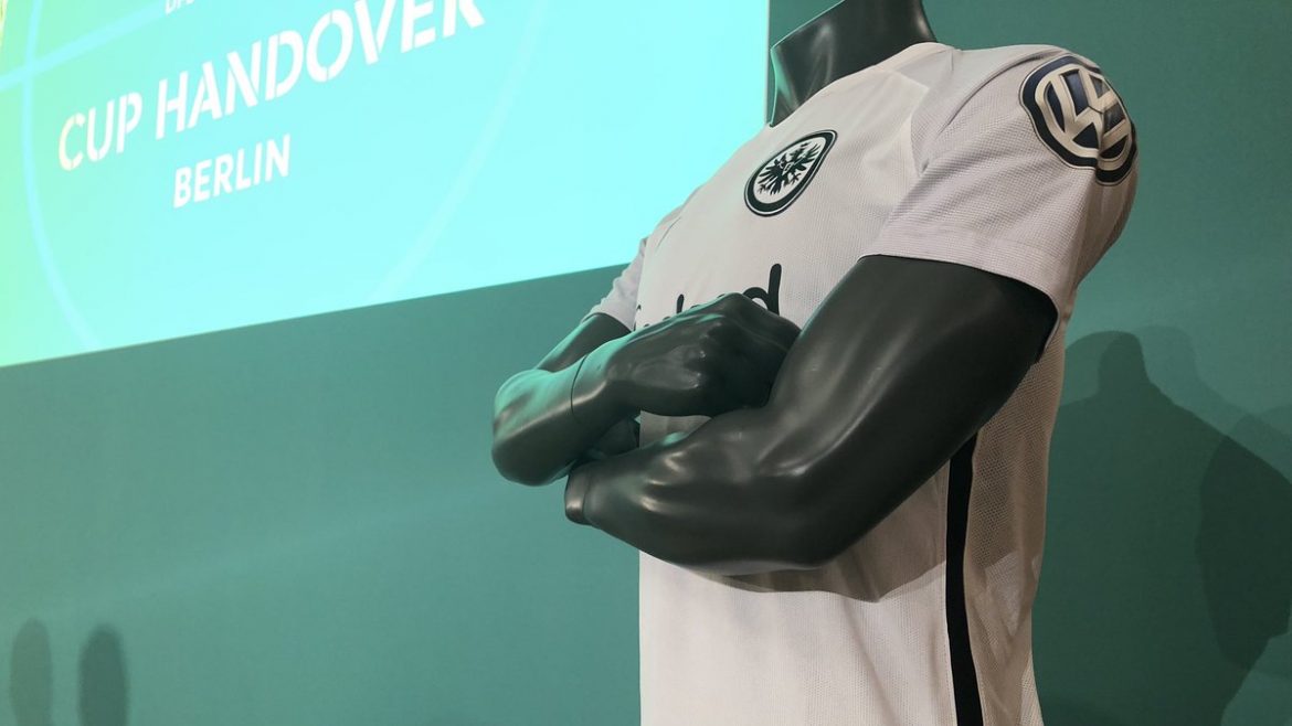 Camisa do Eintracht Frankfurt para Final da Copa da Alemanha 2018