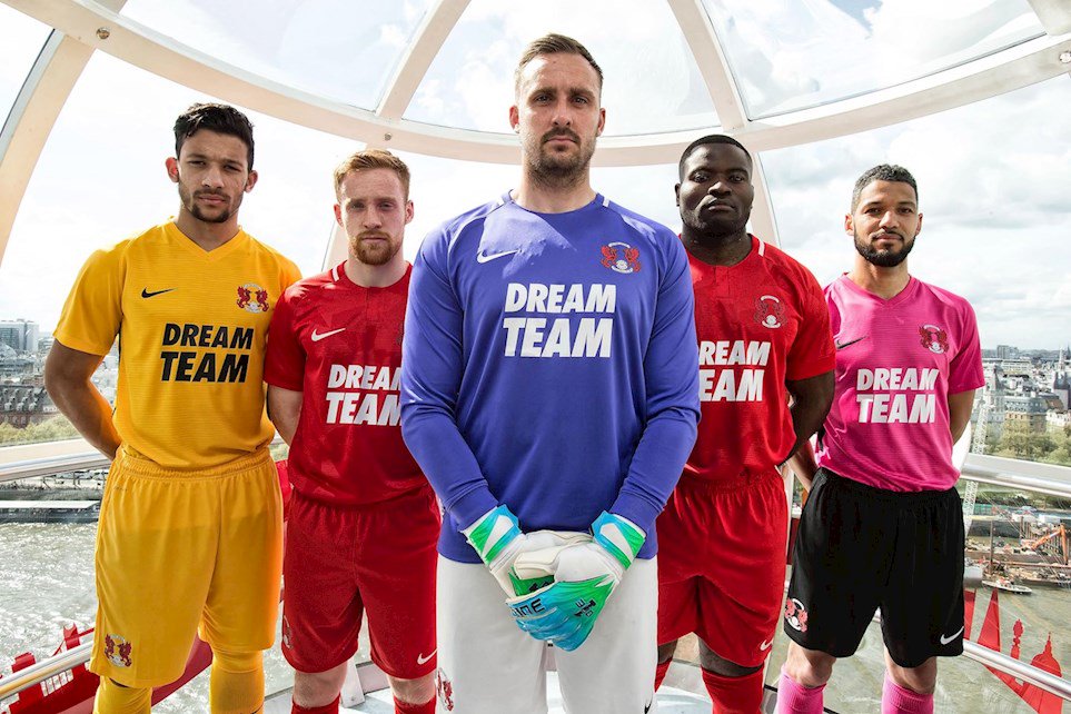 Camisas do Leyton Orient 2018-2019 Nike