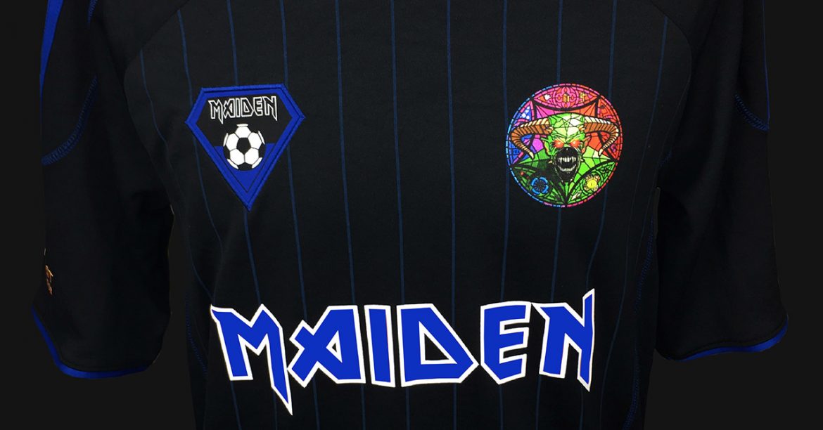 Iron Maiden lança camisa de futebol para sua nova turnê