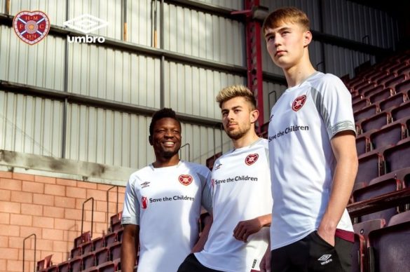 Camisas do Heart of Midlothian 2018-2019 Umbro Reserva abre