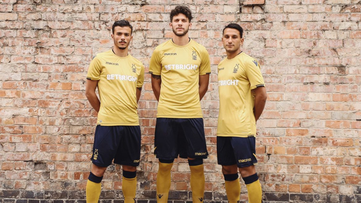 Camisas do Nottingham Forest 2018-2019 Macron