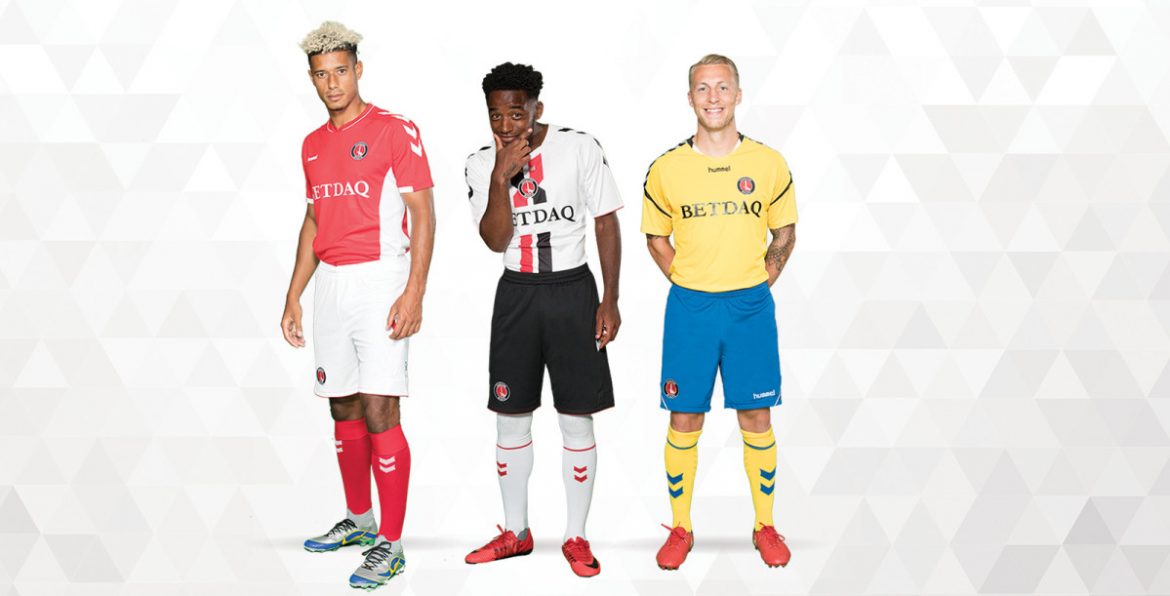 Camisas do Charlton Athletic 2018-2019 Hummel