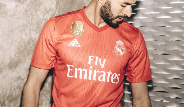 terceira camisa vermelha do Real Madrid 2018-2019 Adidas
