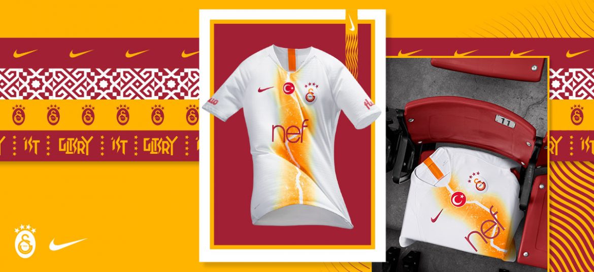 Terceira camisa do Galatasaray 2018-2019 Nike Terceira camisa do Galatasaray 2018-2019 Nike