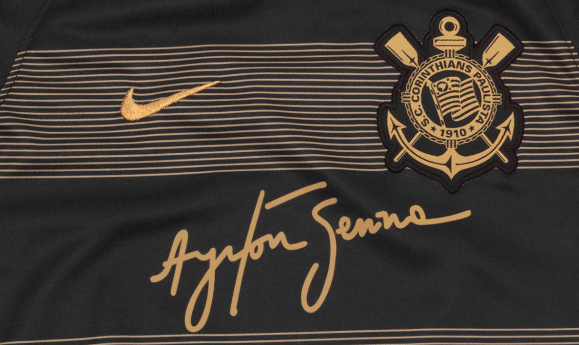 camisa do Corinthians para Senna não será vendida no exterior