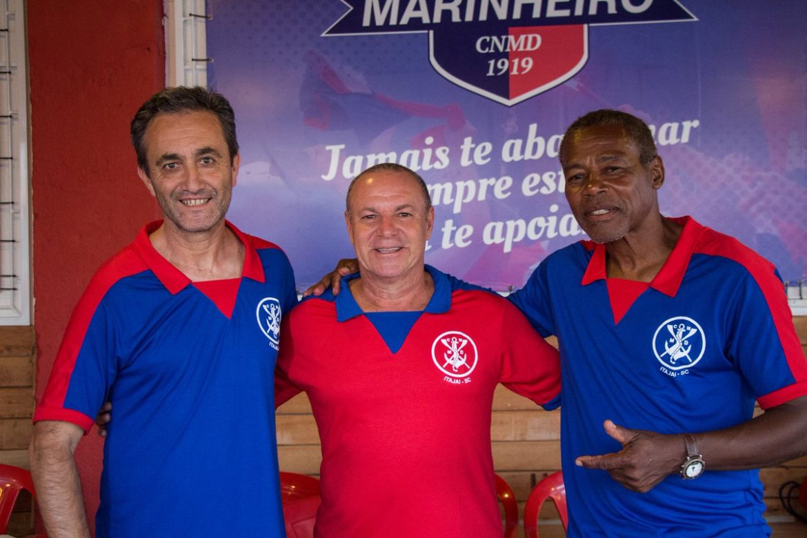 Marcílio Dias lança camisas em homenagem ao "Siri Mecânico"