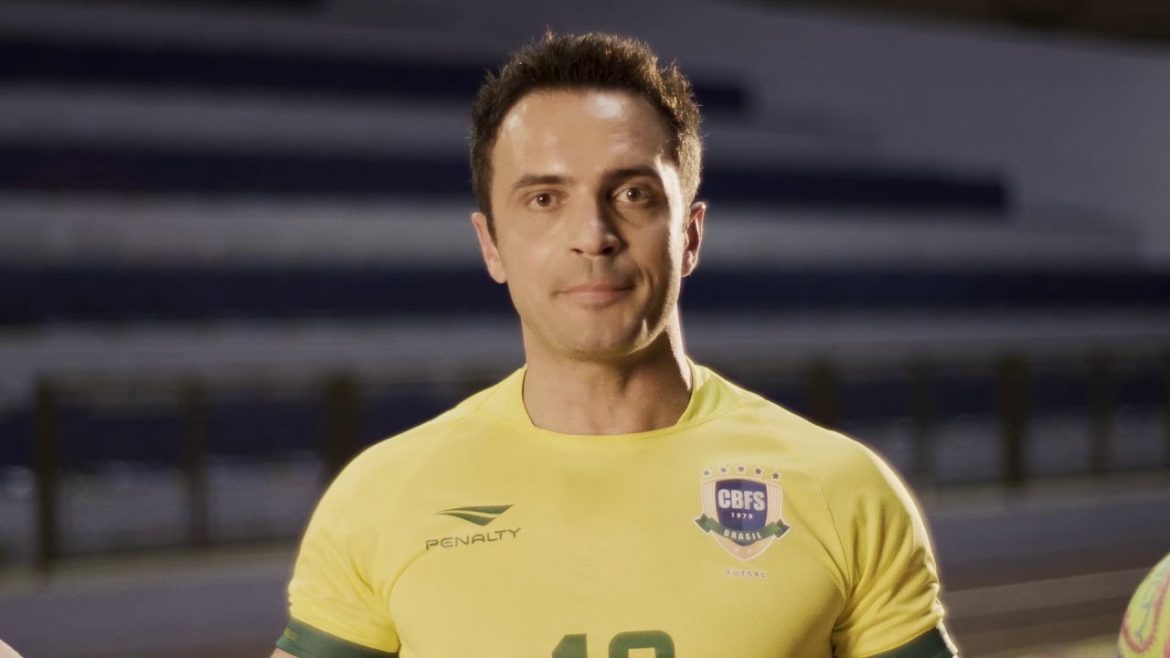 Falcão embaixador da Penalty