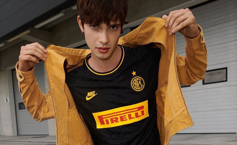 Terceira camisa da Inter de Milão 2019-2020 Nike abre