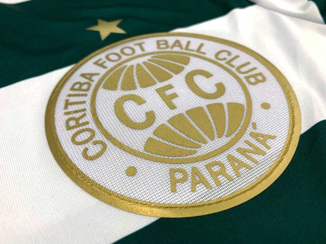 Camisa especial Dia dos Pais Coritiba 1909 abre