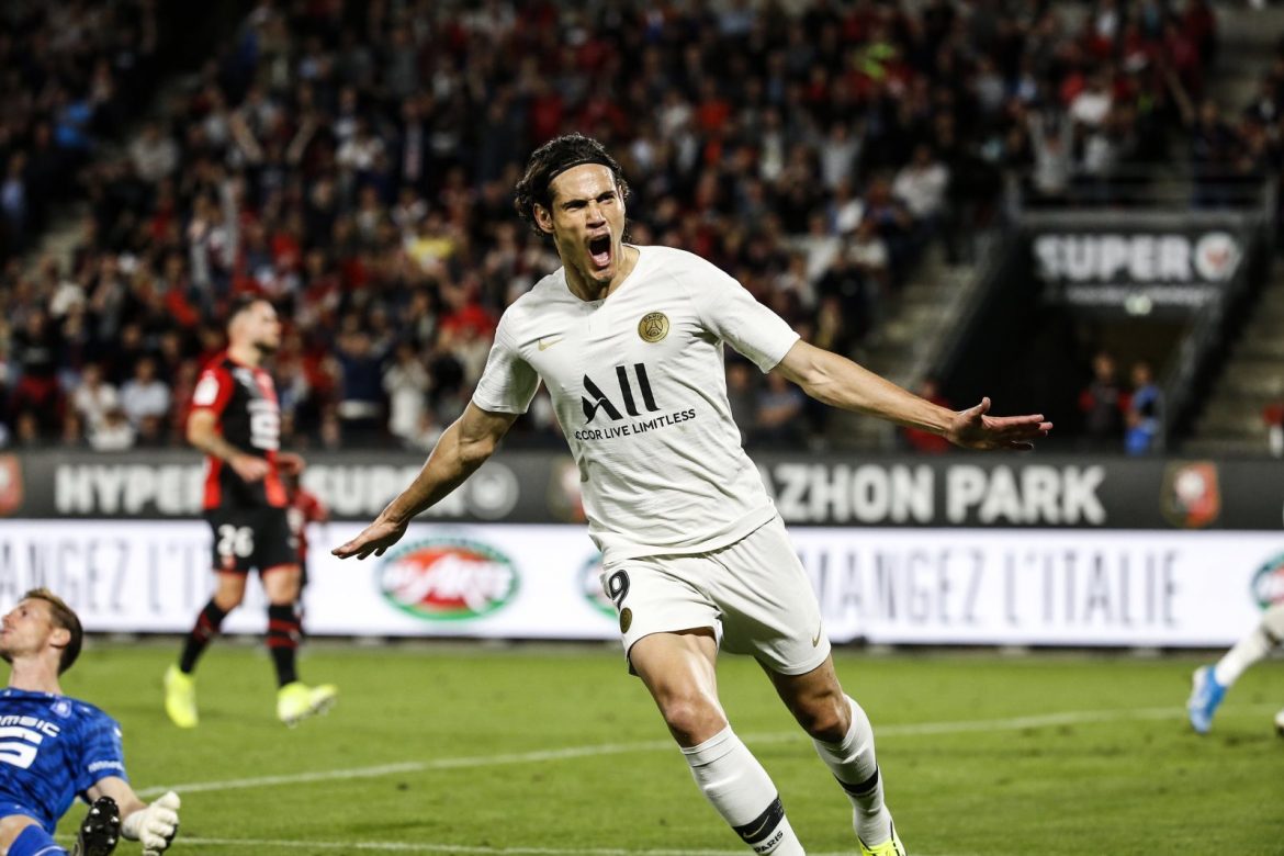 PSG joga com camisa antiga pela Ligue 1 para evitar kit clash