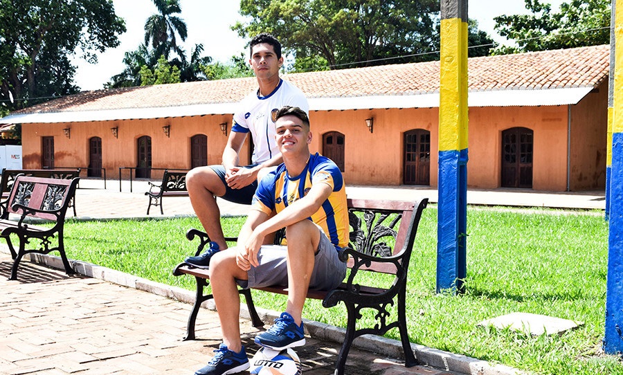 Camisas do Sportivo Luqueño 2020 Lotto