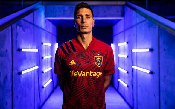Camisas do Real Salt Lake 2020 Adidas abre