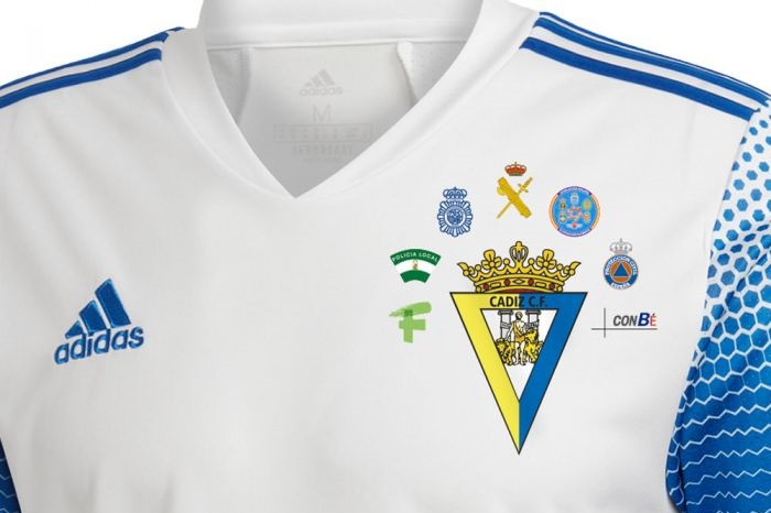 Cádiz CF lança camisa em prol da linha de frente contra o Covid