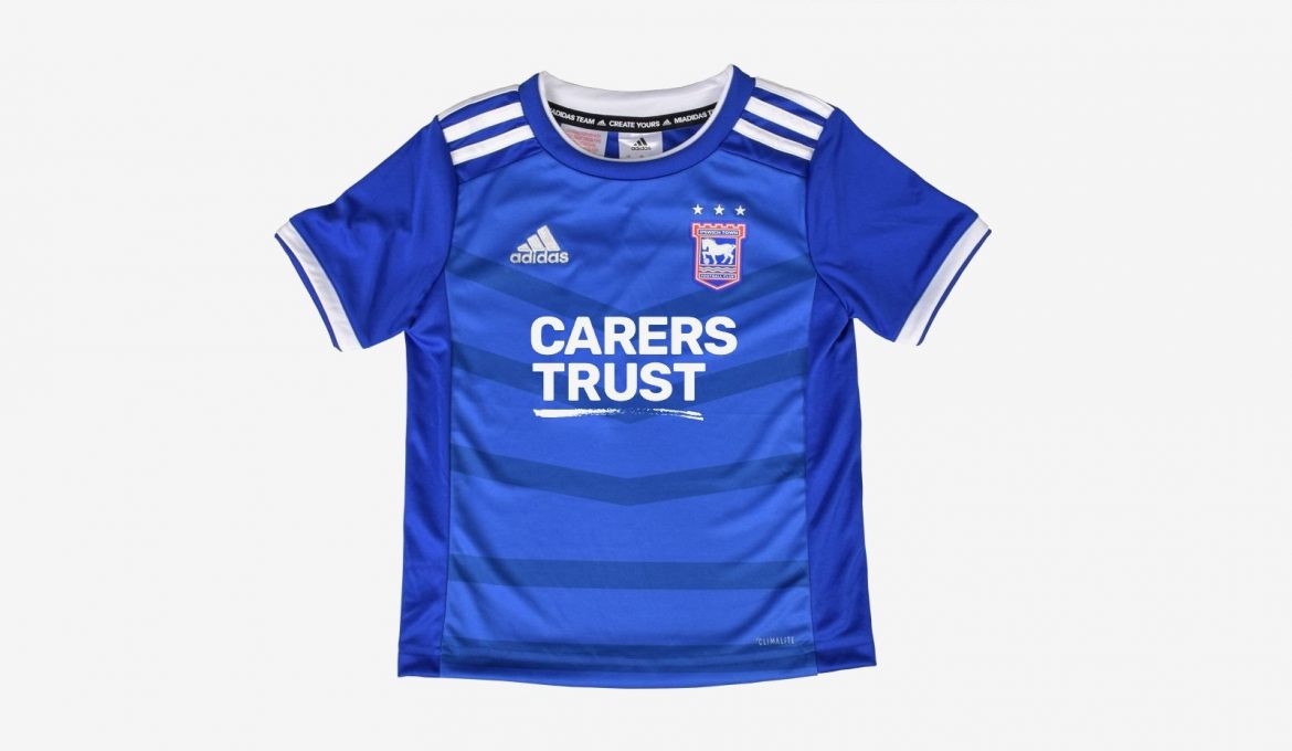 Patrocinador do Ipswich Town cede espaço para a caridade