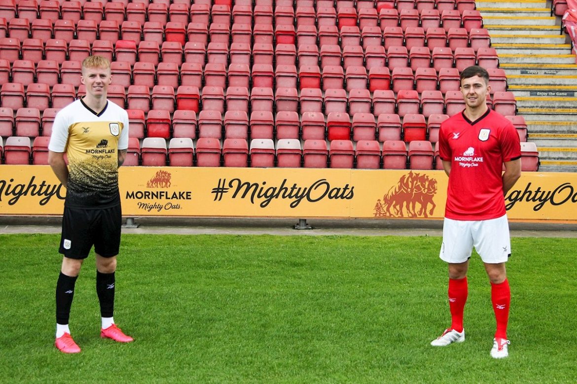 Camisas do Crewe Alexandra 2020-2021 FBT