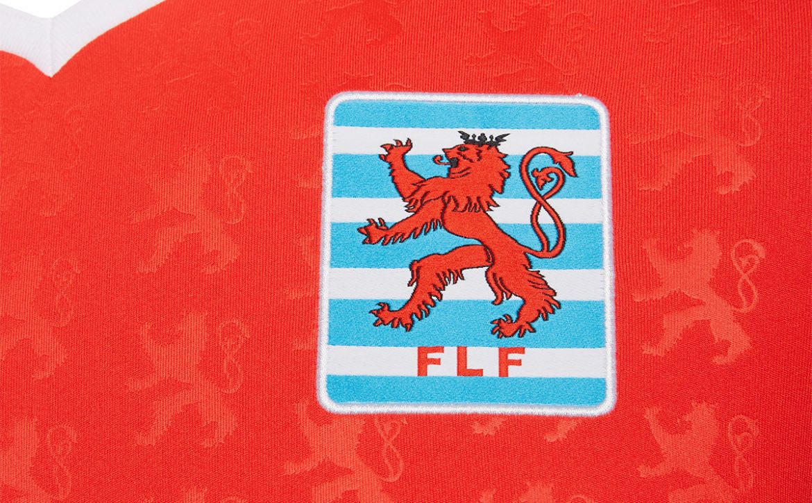 Camisas da Seleção de Luxemburgo 2020-2021 Macron Titular