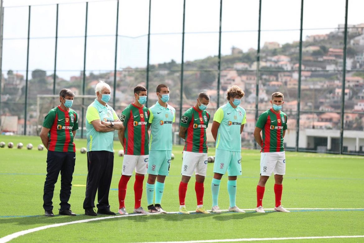 Camisas do CS Marítimo 2020-2021 Nike (3) Camisas do CS Marítimo 2020-2021 Nike