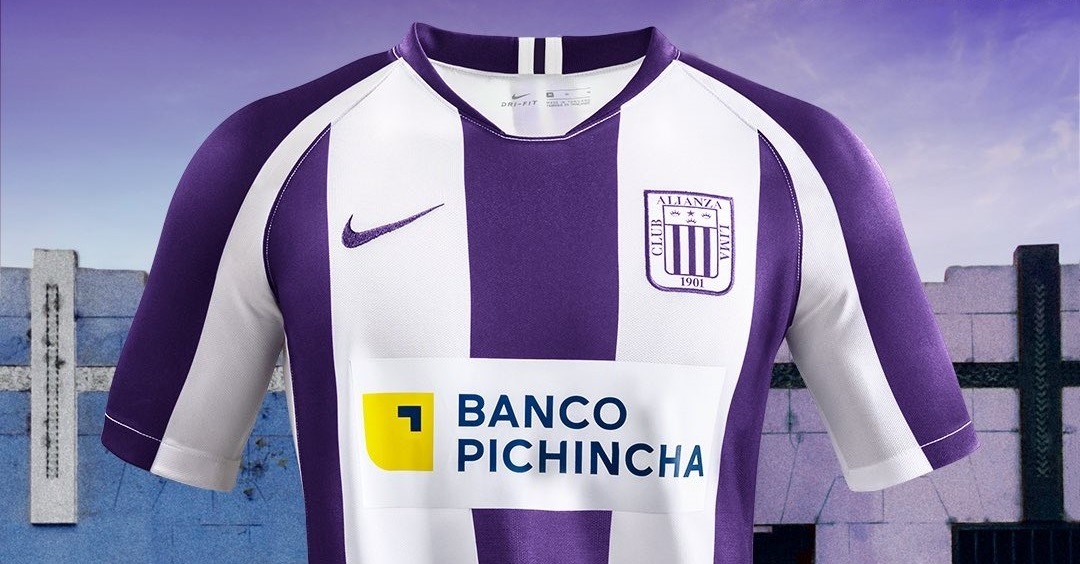 Señor de Los Milagros Camisa roxa do Alianza Lima 2020 Nike