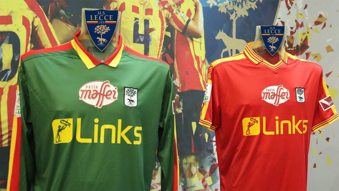 Camisa dos 113 anos do Lecce M908