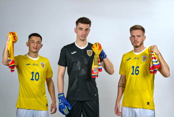 Camisas da Romênia 2021-2022 Joma