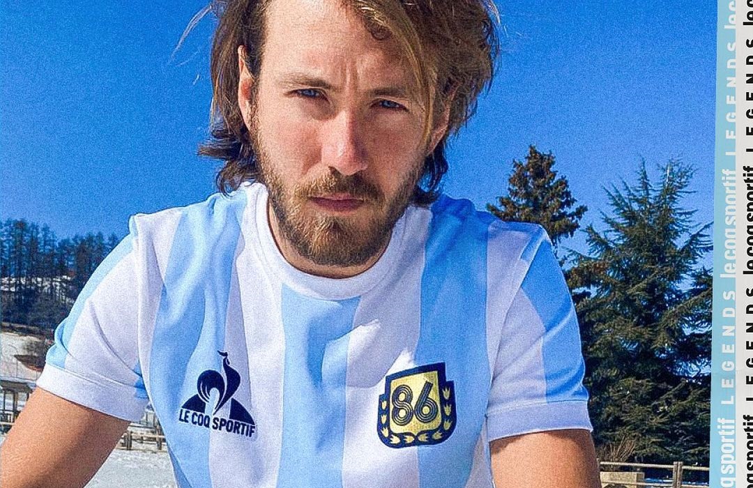 Le Coq lança camisa em homenagem à Maradona