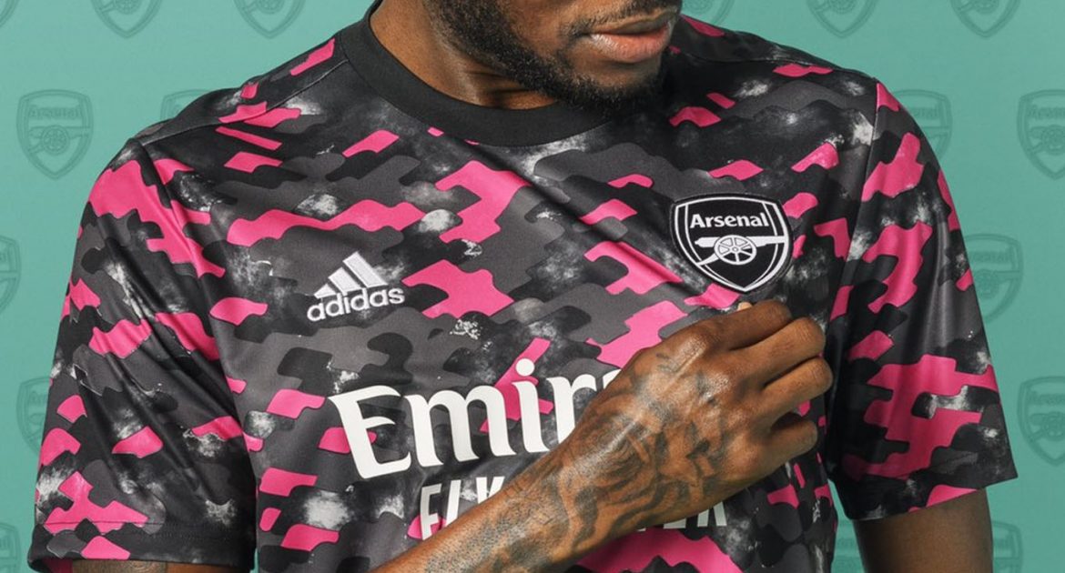 Camisa pré-jogo do Arsenal 2021-2022 Adidas a