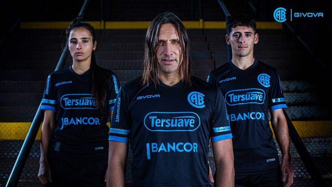 Terceira camisa do CA Belgrano 2021 Givova a