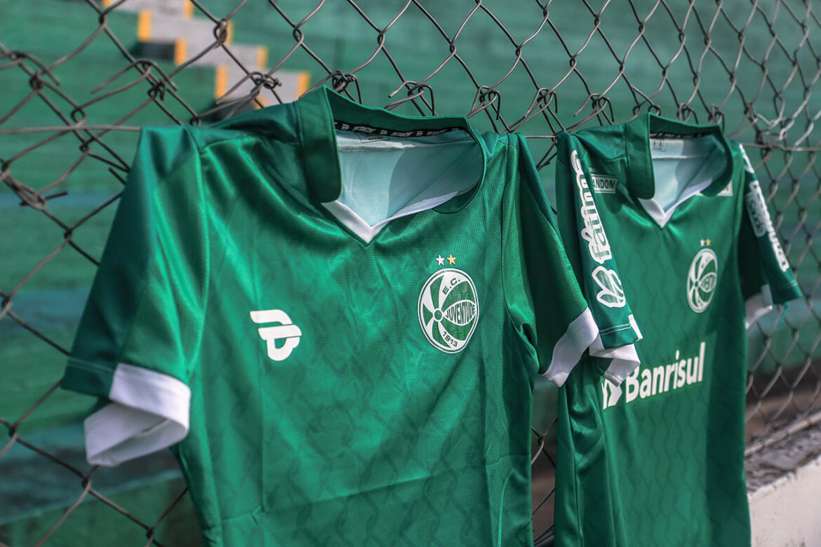 Terceira camisa do EC Juventude 2021-2022 19Treze a
