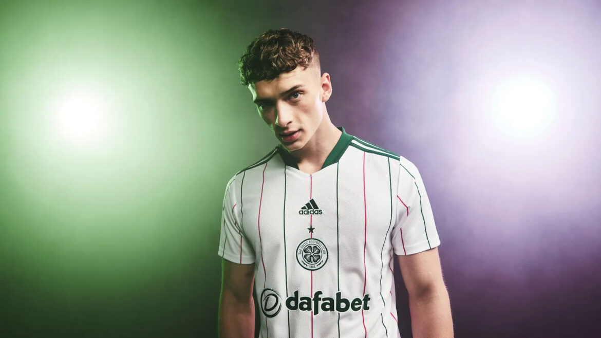 Terceira camisa do Celtic FC 2021-2022 Adidas