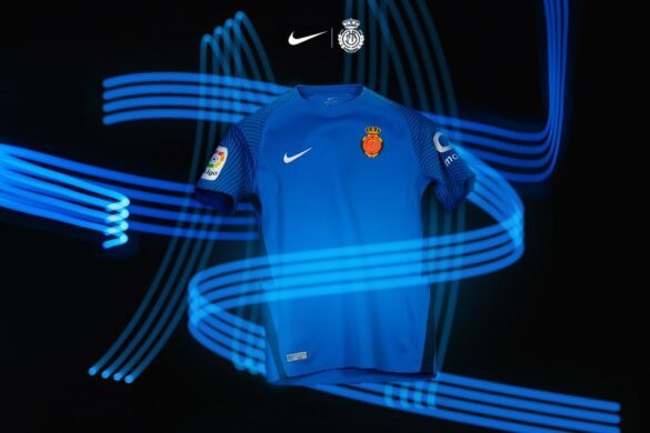 Terceira camisa do RCD Mallorca 2021-2022 Nike a