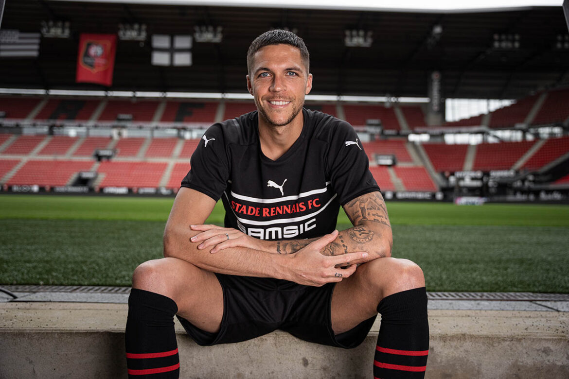 Terceira camisa do Rennes 2021-2022 PUMA a