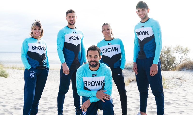 Quarta camisa do Guillermo Brown 2021-2022 Coach