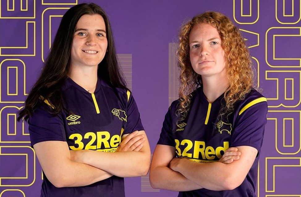 Terceira camisa do Derby County 2021-2022 Umbro