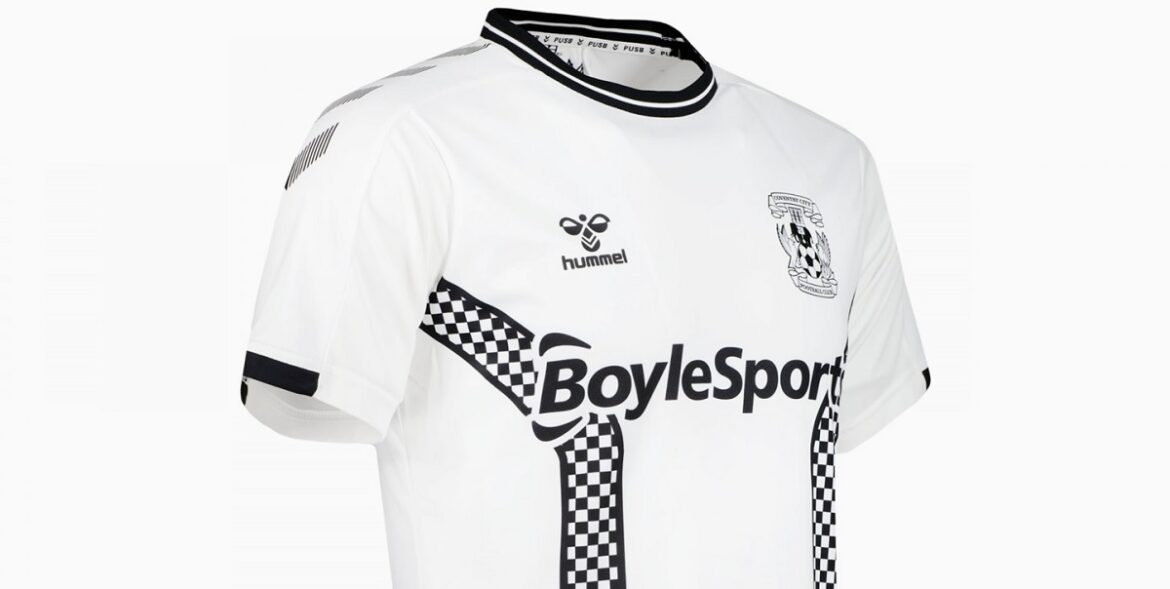 Terceira camisa do Coventry City 2021-2022 é revelada pela Hummel