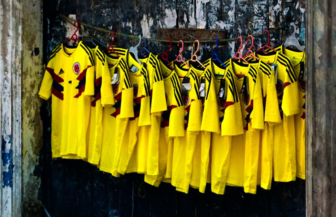 As melhores camisas de futebol das últimas décadas