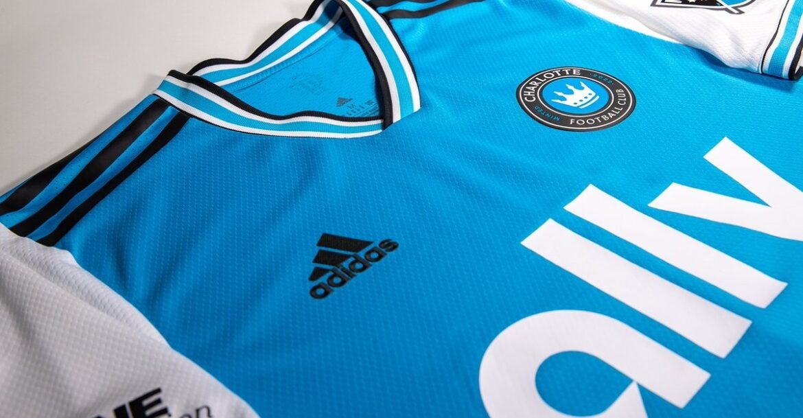 Primeira camisa do Charlotte FC é apresentada pela Adidas (1) Primeira camisa do Charlotte FC é apresentada pela Adidas