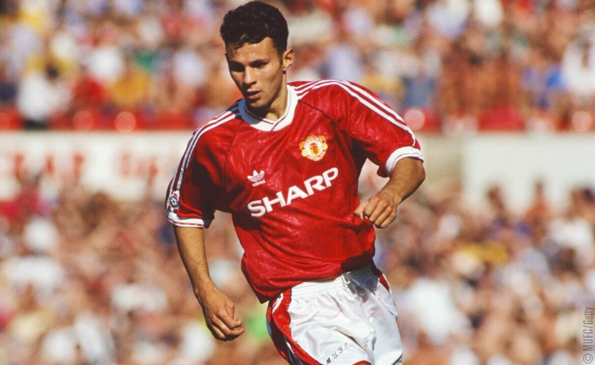 Adidas lançará coleção retrô 1990 para o Manchester United » Mantos do ...