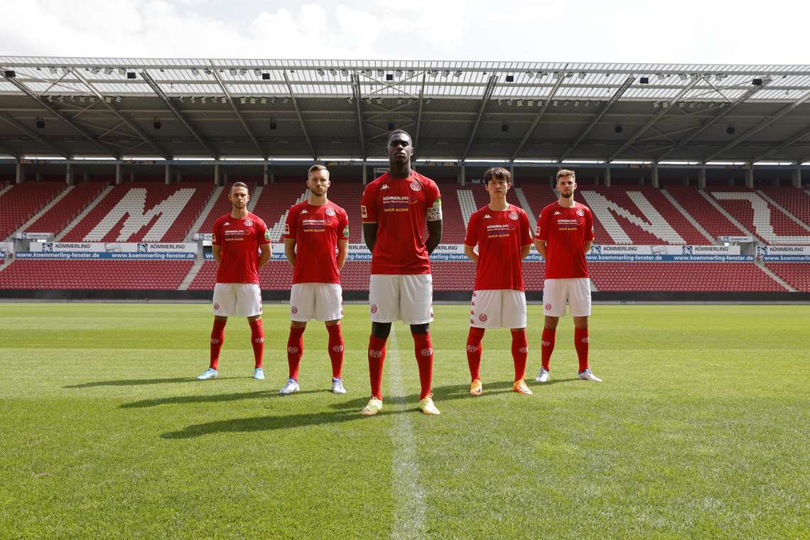 Camisa titular do Mainz 05 2022-2023 é revelada pela Kappa